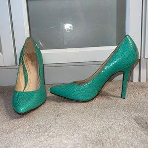 Cole Haan - barely used teal blue/ green 3” heel